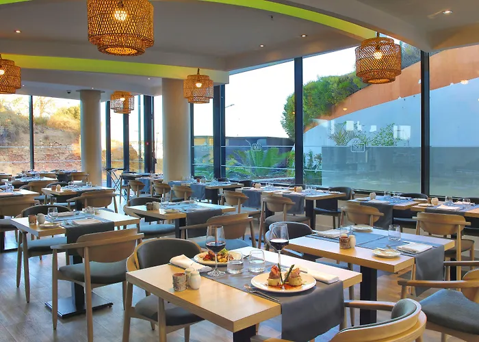 Jupiter Marina - Couples&spa Portimão