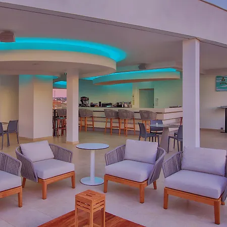 Jupiter Marina - Couples & (adults Only) 4* ポルティマン