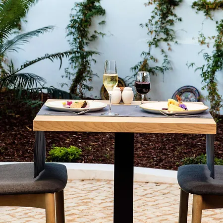 Jupiter Marina - Couples & (adults Only) Hotel